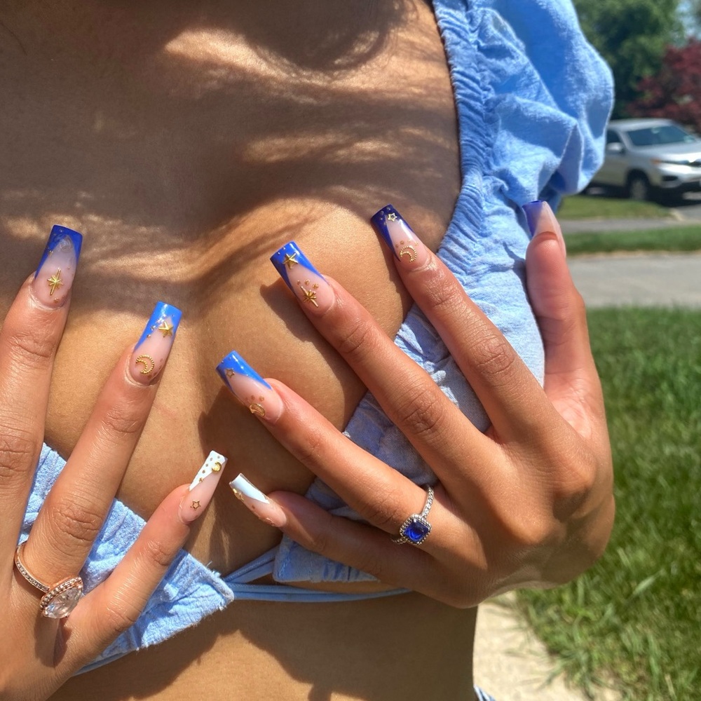 Pastel Blue Middle Tie Crop Shop